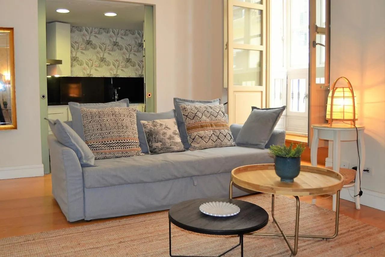 Coqueto Apartamento Junto A La Catedral De Malaga. Apartment  Malaga